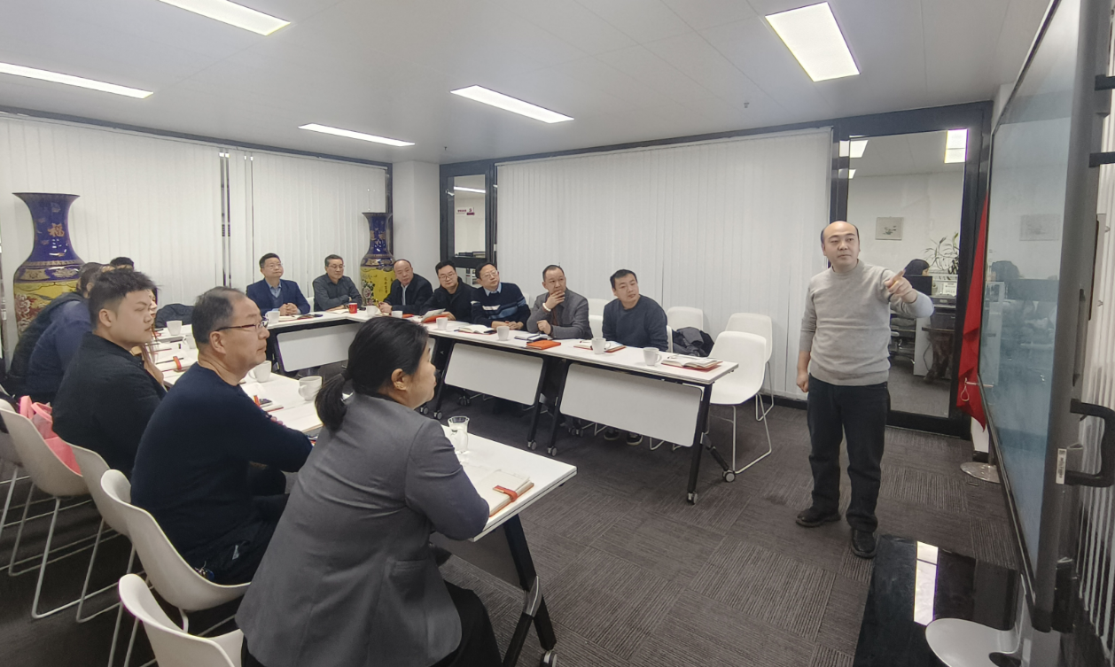 凝聚共识 共谋发展——河南省人才交流协会成功举办2025年第二期高质量发展研讨会